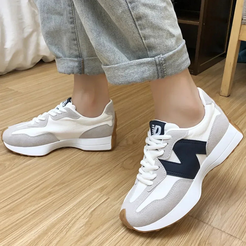 New Women's Causal Sneakers Summer Shoes Woman Fashion Breathable Lace Up Sports Shoes for Women Platform Walking Designer Shoes